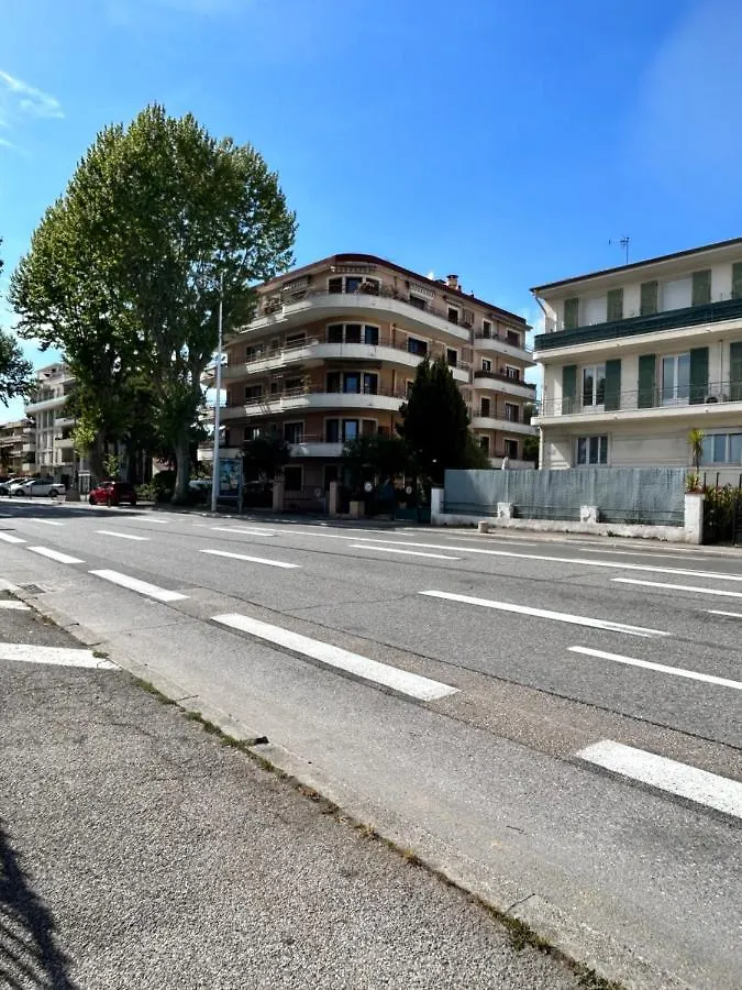 Apartament Studio Hippodrome Cagnes-sur-Mer Francja